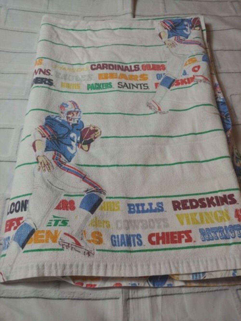 Vintage NFL Bed Sheet Football Team Names 90” X 62” 90s Bed Sheet FLAT CHIEFS